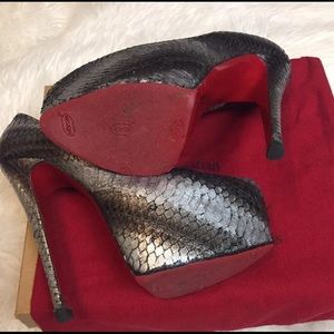 Christian Louboutin Daffodils